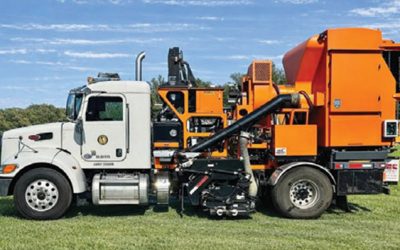 2022 Peterbilt 337 Grinding Truck