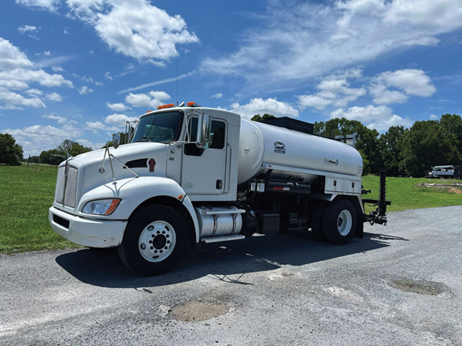 2017 Etnyre Centennial II distributor